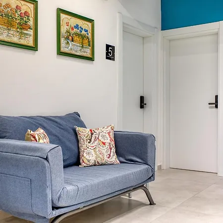 Проживание в семье Haven 3 *